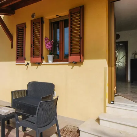 3 Bedroom In Apartment